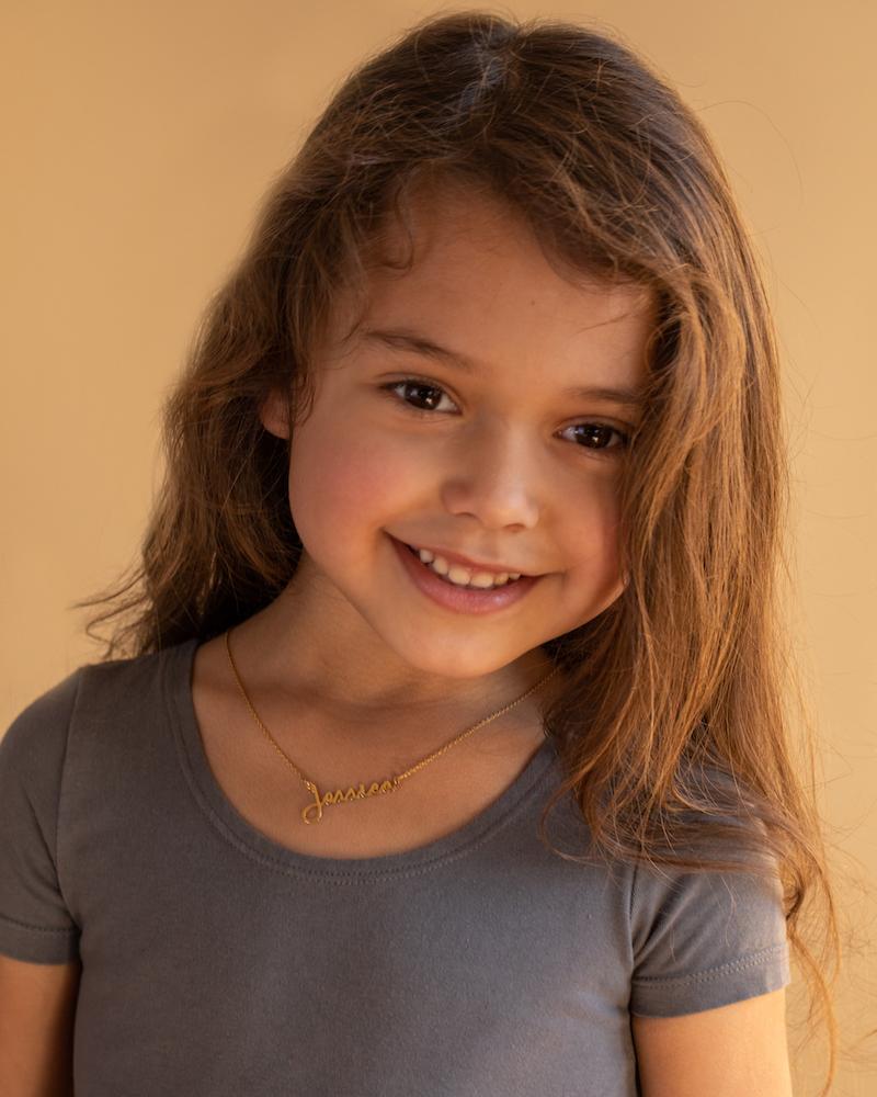 Ari&Lia CURB CHAINS Kids Script Lowercase Name Necklace