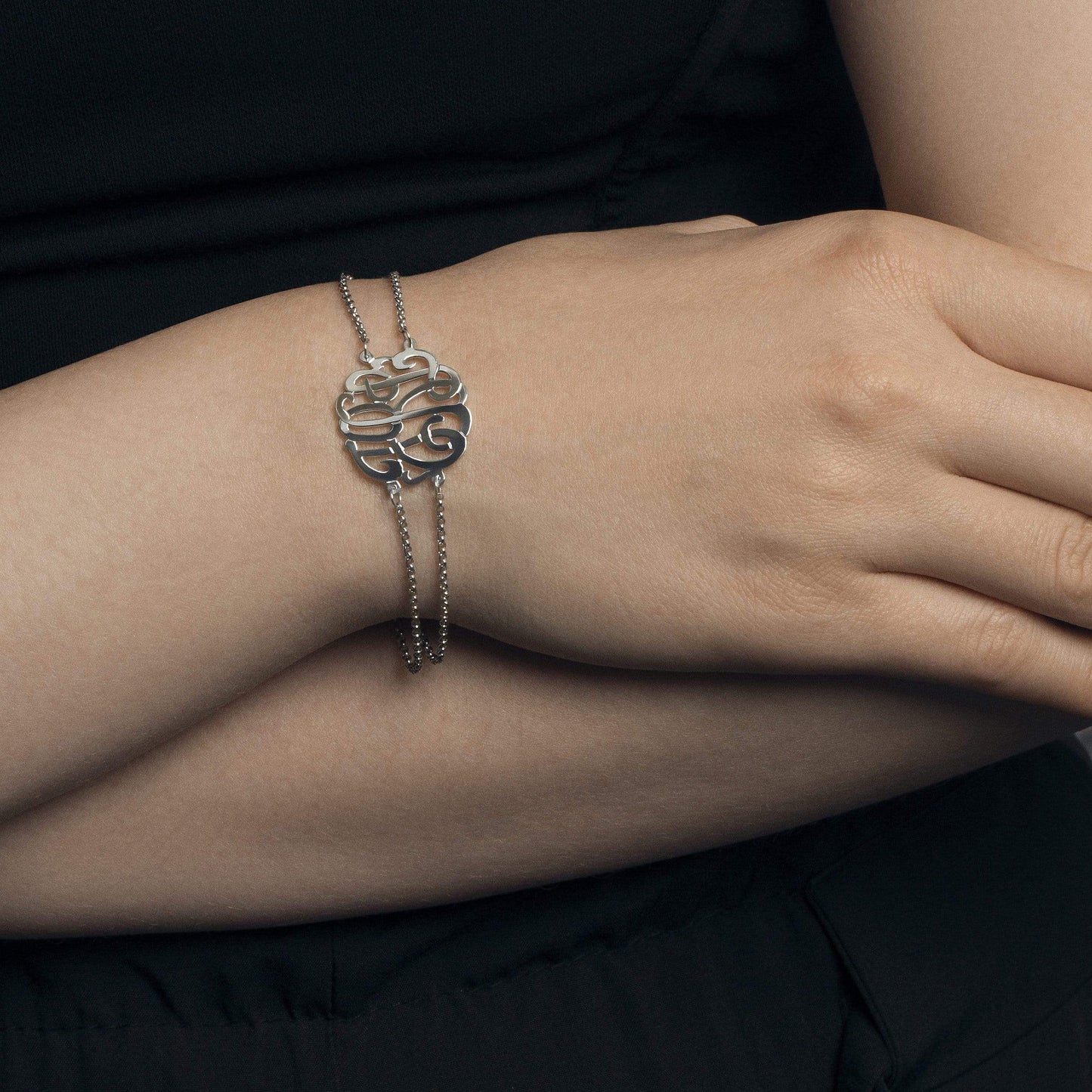 Ari&Lia Delicate 1" Script Monogram Bracelet