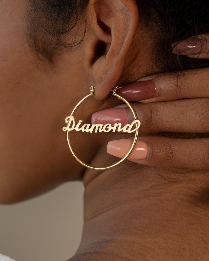 Ari&Lia Hoop Earrings Script Hoop Name Earrings