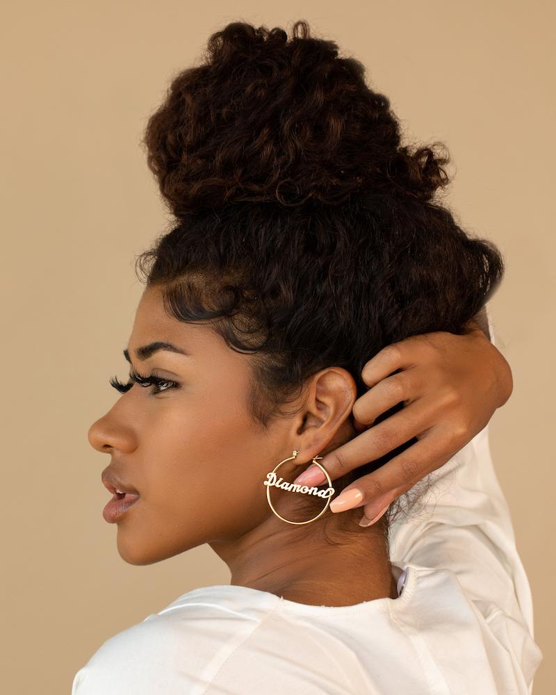 Ari&Lia Hoop Earrings Script Hoop Name Earrings
