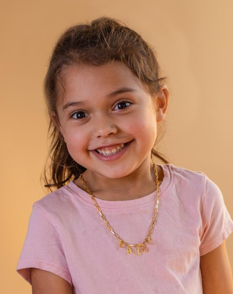 Ari&Lia Kids Name Necklace Kids Paper Clip Necklace with Block Letters