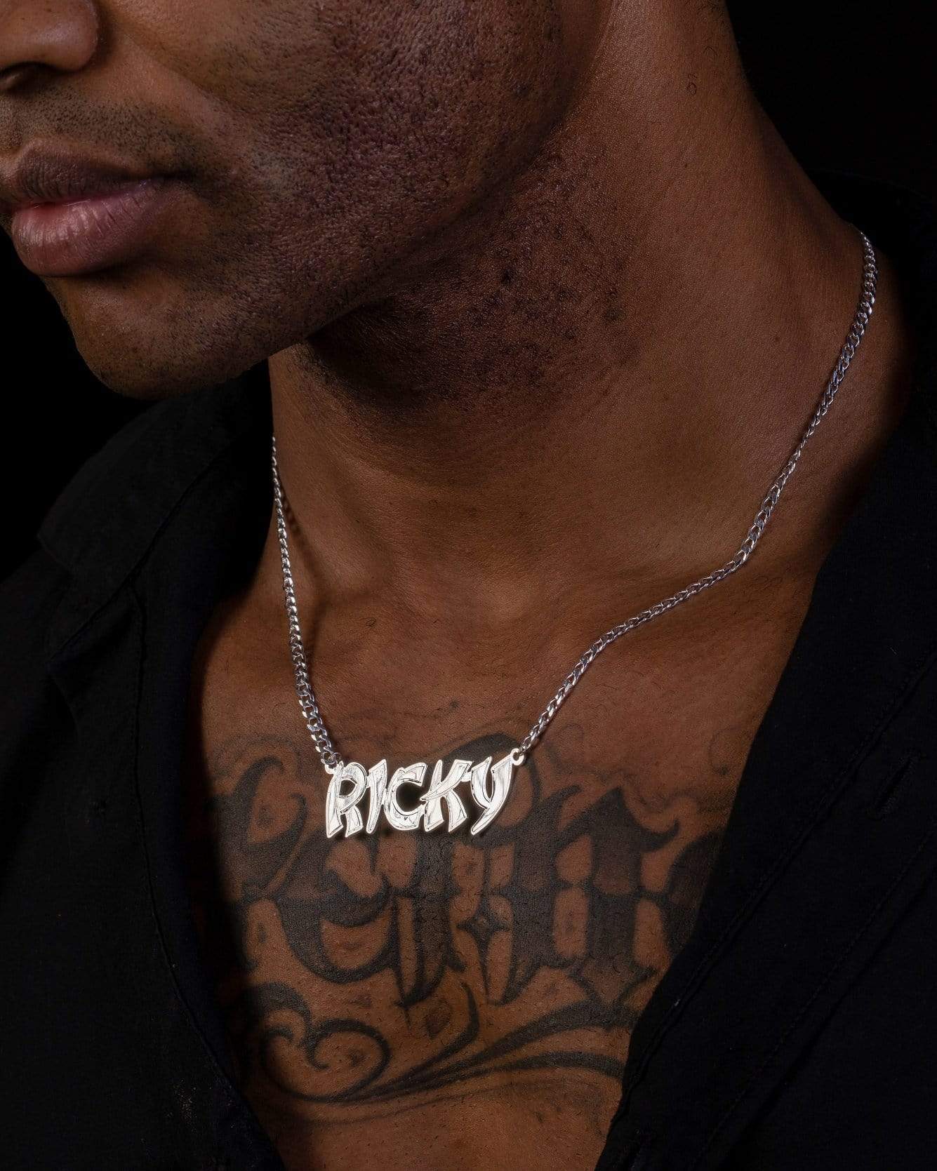 Ari&Lia MENS Men’s Single Name Necklace with Curb Chain