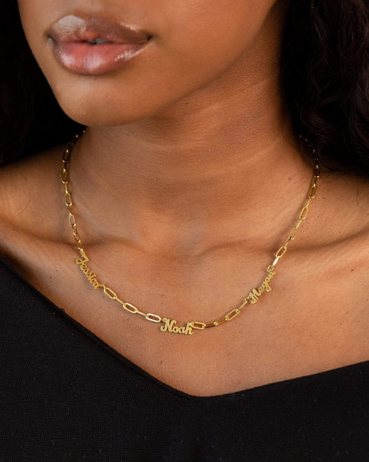 Ari&Lia PAPERCLIP COLLECTION Script High Polish Three Name Necklace with Paper Clip Chain