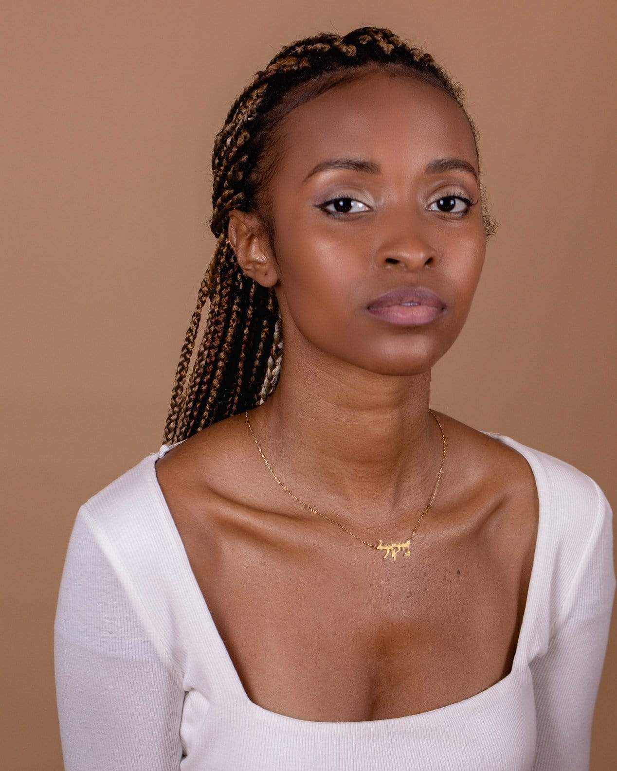 Ari&Lia Single & Trendy Single Plated Arabic Name Necklace