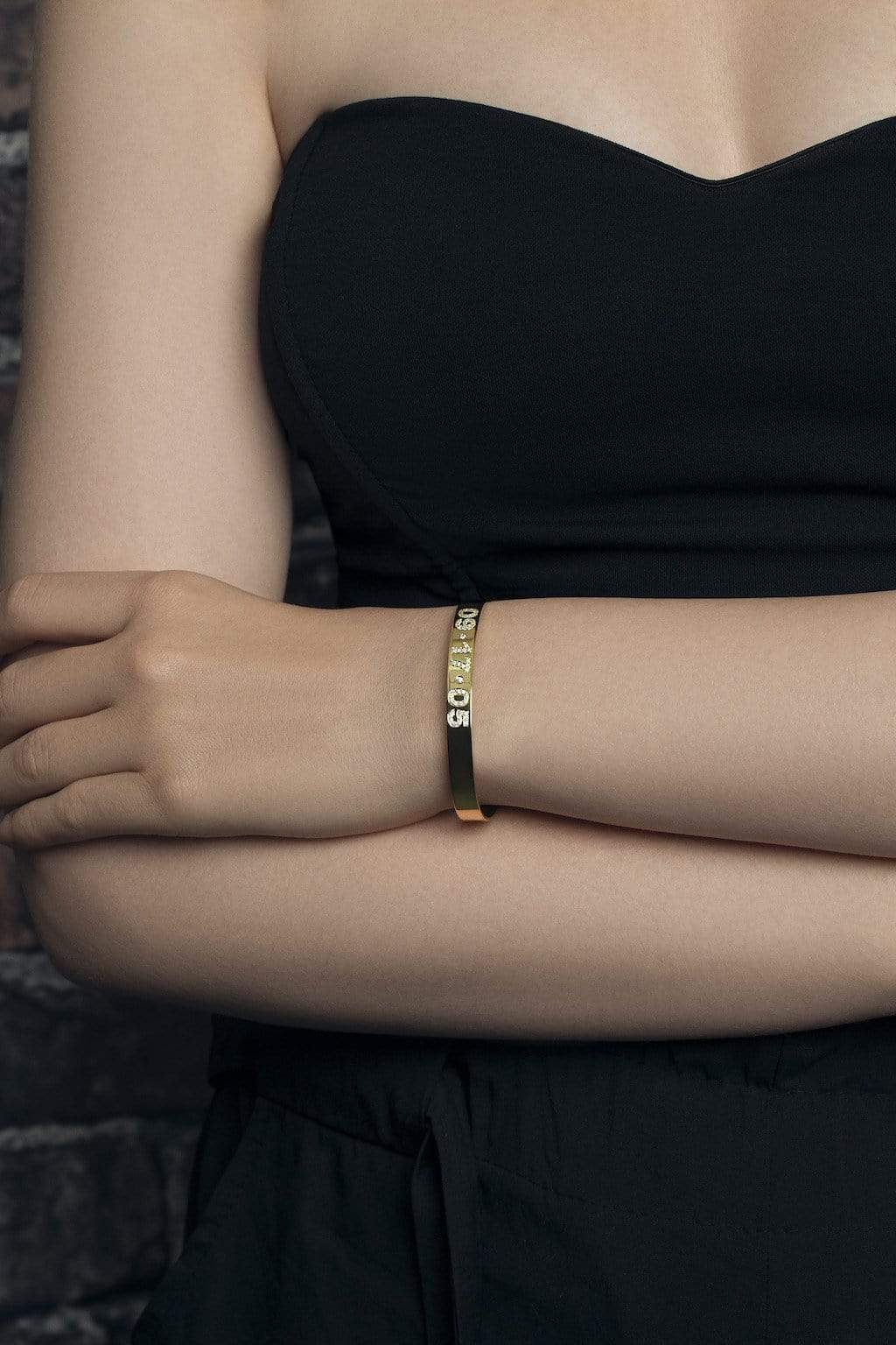 Ari&Lia Delicate Customize Diamond Bangle