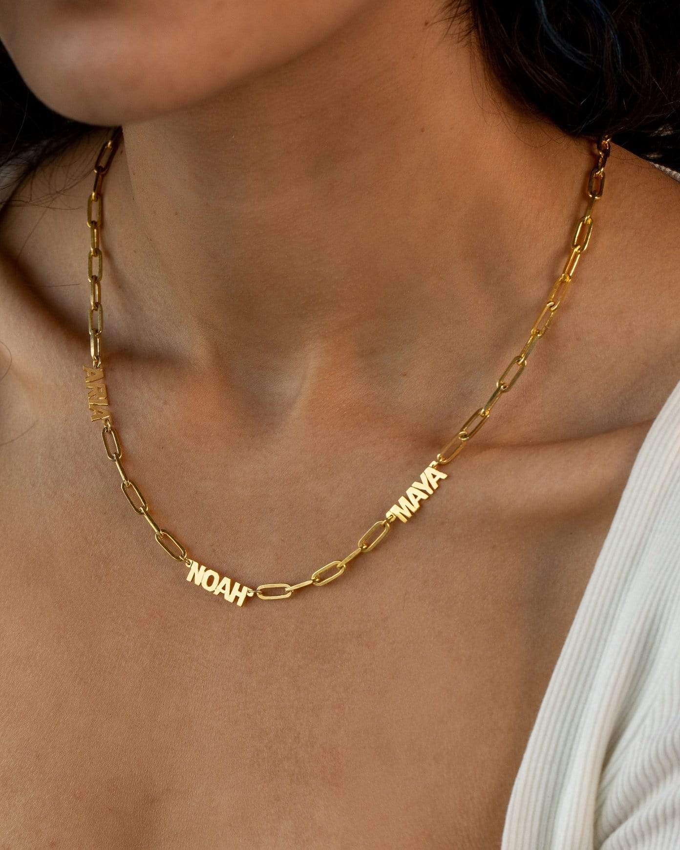 Ari&Lia PAPERCLIP COLLECTION Block High Polish Three Name Necklace with Paper Clip Chain